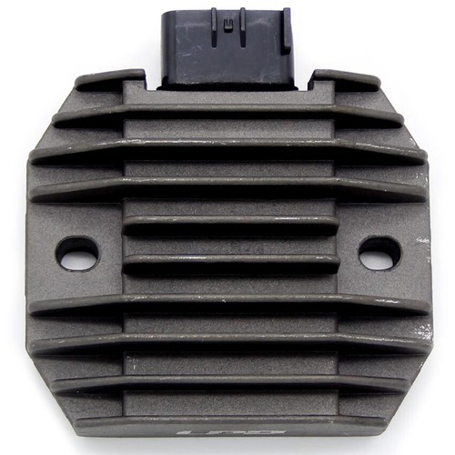 Regolatore raddrizzatore per - regolatore,