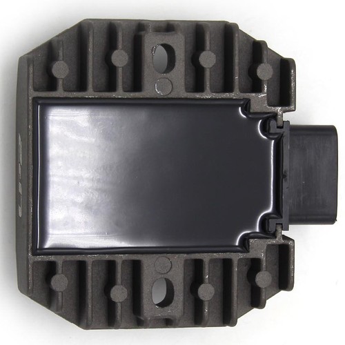 Regolatore raddrizzatore per - raddrizzatore,